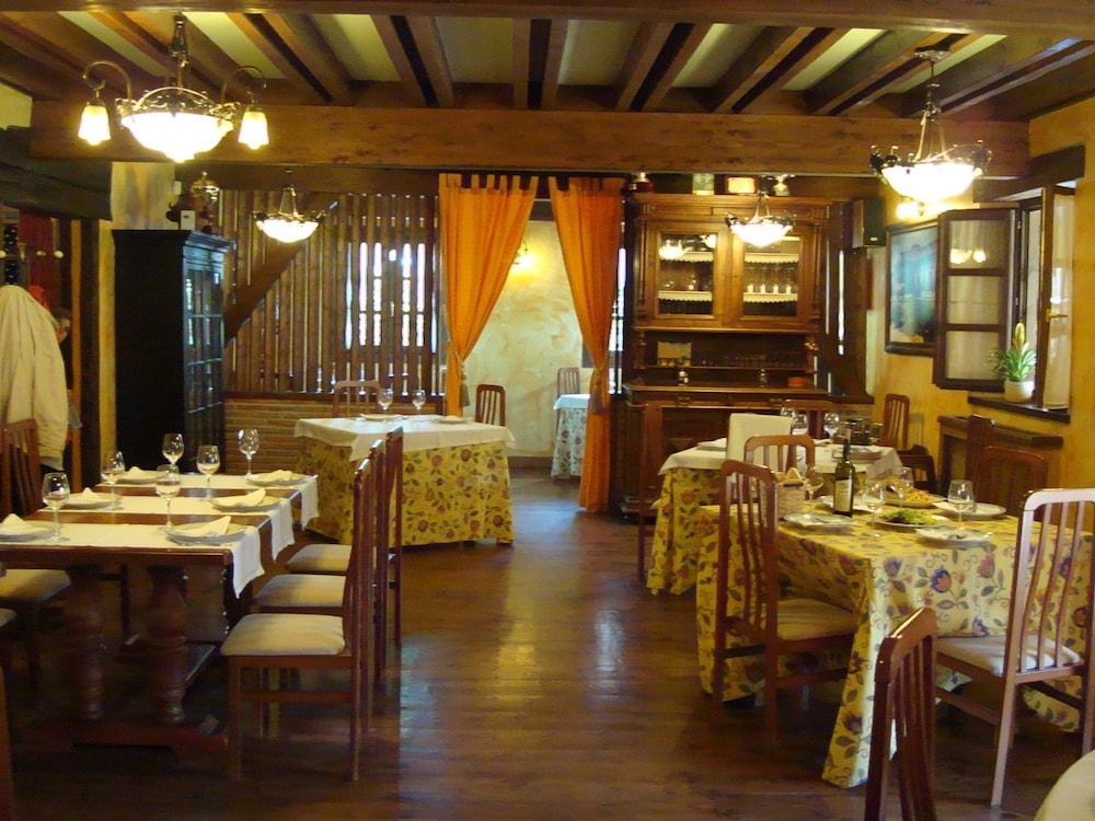 Treceño Posada Restaurante Prada A Tope מראה חיצוני תמונה